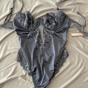 Victoria Secret | Laced Body Suite